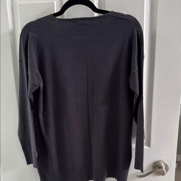Newbury Kustom Blue V-Neck Sweater Relaxed Fit - Picture 3 of 3
